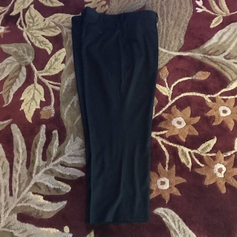 *30off3*‎ NWOT. Louis Raphael Black Slacks. Size 46.